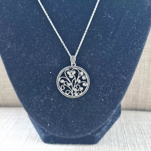 Women Necklace Round Pendant Fashion Jewelry Silver Tone Chain Necklace - Picture 6 of 11